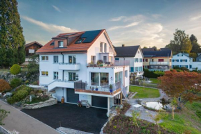 Cosy 1-Bedroom Rooftop Apartment Gossau